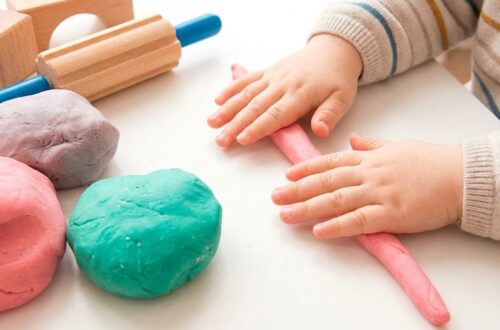 Fabrication de pâte à modeler maison une activité créative, économique et éducative